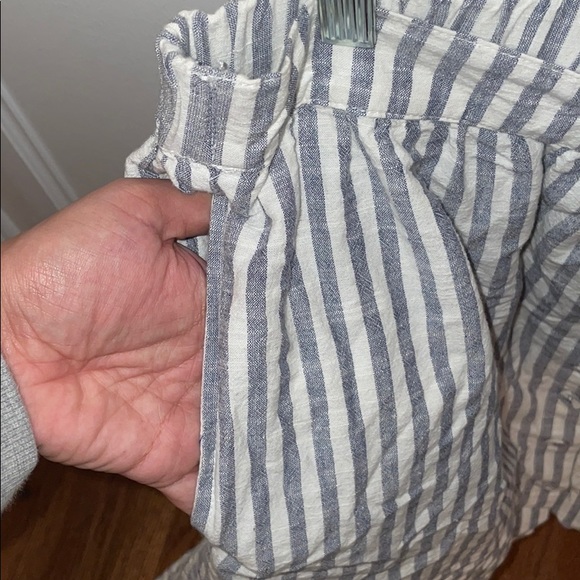 H&M Seersucker Button Down Circle Skirt - Picture 4 of 4